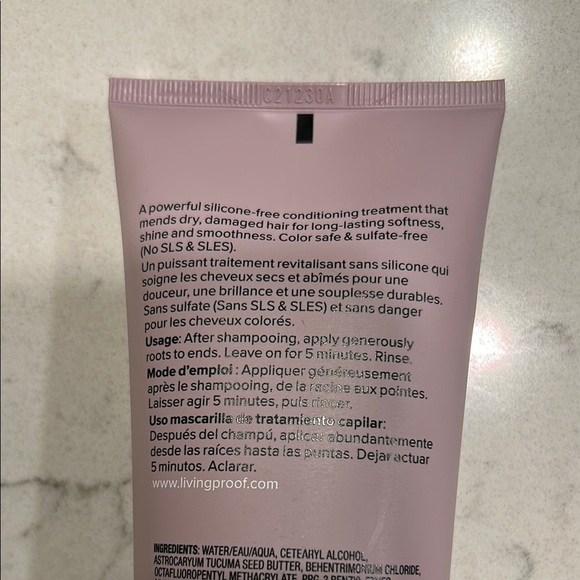 New Living Proof Restore Repair Mask - Picture 3 of 4